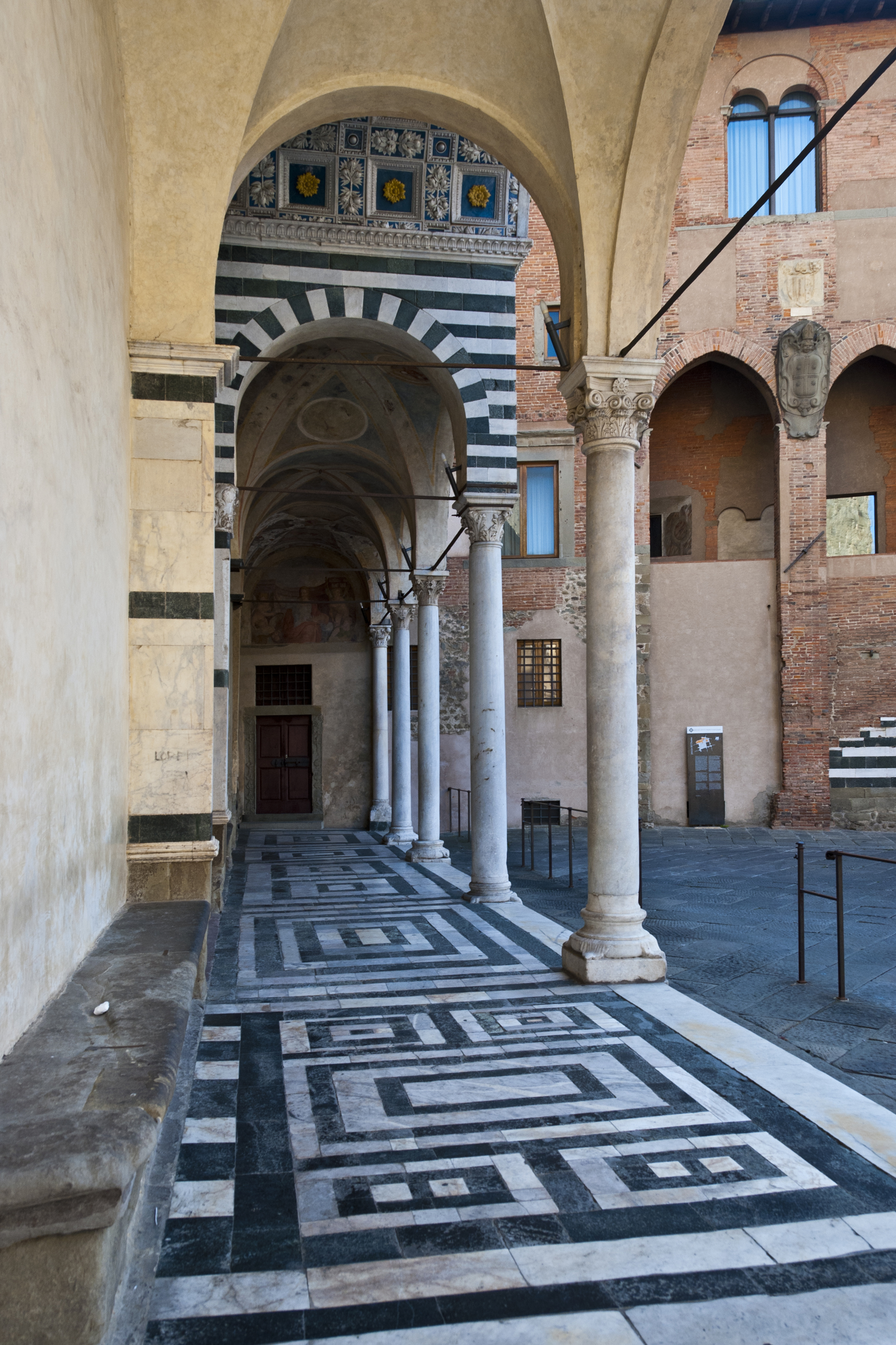 Dom San Zeno am Domplatz